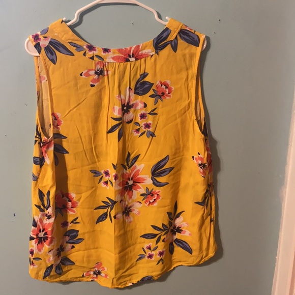 Tank top - Picture 2 of 2